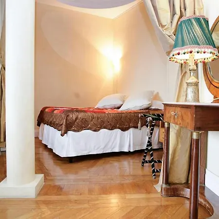 Appartement De Prestige Champs-Elysees Apartament *